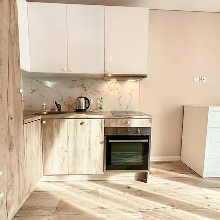 Legnicka By Bookinghost Breslavia