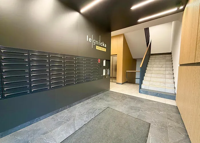 Legnicka By Bookinghost * Breslavia